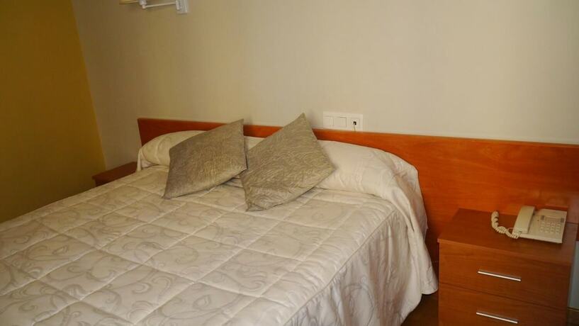 Imagen general del Hotel Hostal Adela. Foto 4