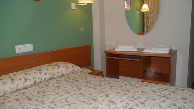 Imagen general del Hotel Hostal Adela. Foto 6