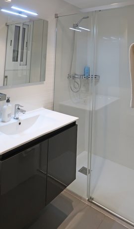 Imagen de la habitación del Hotel Hostal Agustí. Foto 8