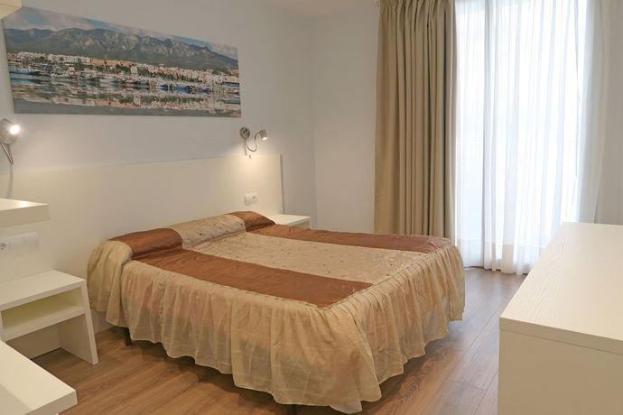 Imagen de la habitación del Hotel Hostal Agustí. Foto 10