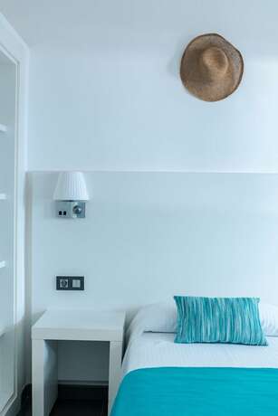 Imagen general del Hotel Hostal Aigua Clara. Foto 2