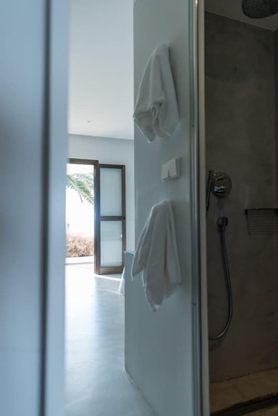 Imagen general del Hotel Hostal Aigua Clara. Foto 6