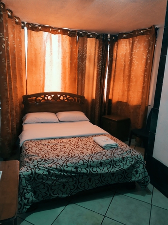 Imagen de la habitación del Hotel Hostal Ajav&iacute; Del Sur. Foto 5
