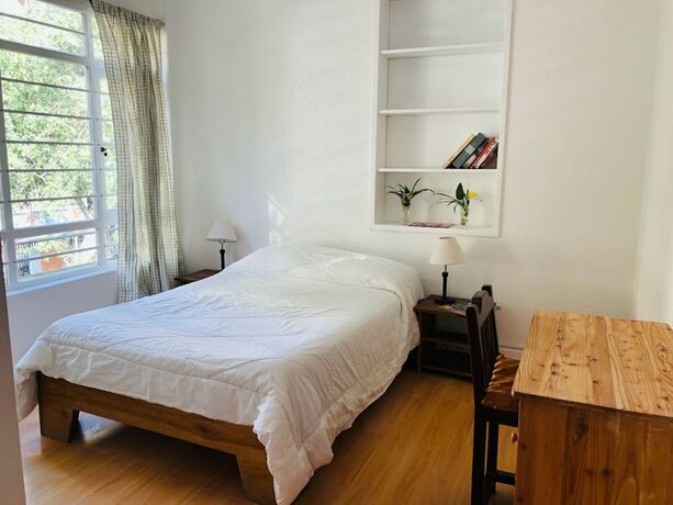 Imagen de la habitación del Hotel Hostal Alcal&aacute;. Foto 10