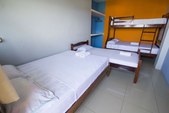 Imagen de la habitación del Hotel Hostal Alcazaba. Foto 11