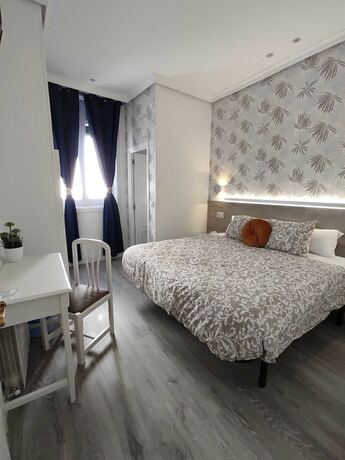 Imagen general del Hotel Hostal Alfaro. Foto 6