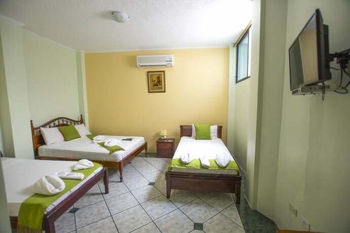 Imagen de la habitación del Hotel Hostal Andry. Foto 14