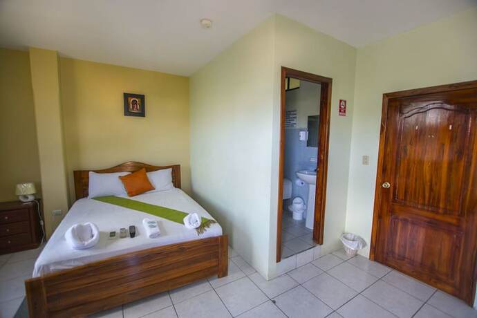 Imagen general del Hotel Hostal Andry. Foto 4