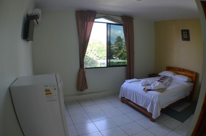 Imagen de la habitación del Hotel Hostal Andry. Foto 20