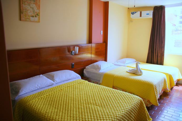 Imagen de la habitación del Hotel Hostal Antares. Foto 14
