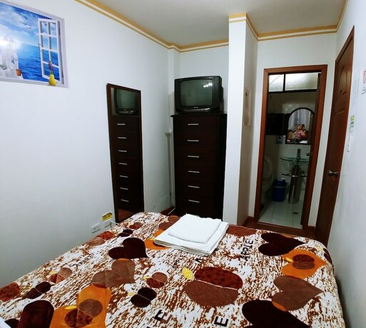 Imagen de la habitación del Hotel Hostal Arauco. Foto 12