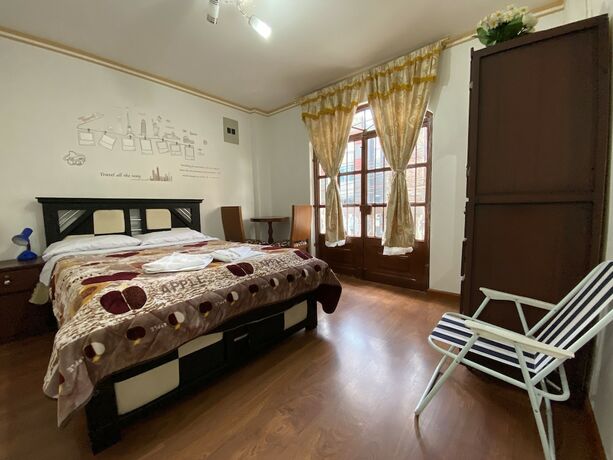 Imagen de la habitación del Hotel Hostal Arauco. Foto 16