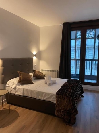 Imagen de la habitación del Hotel Hostal Arenal Madrid. Foto 3
