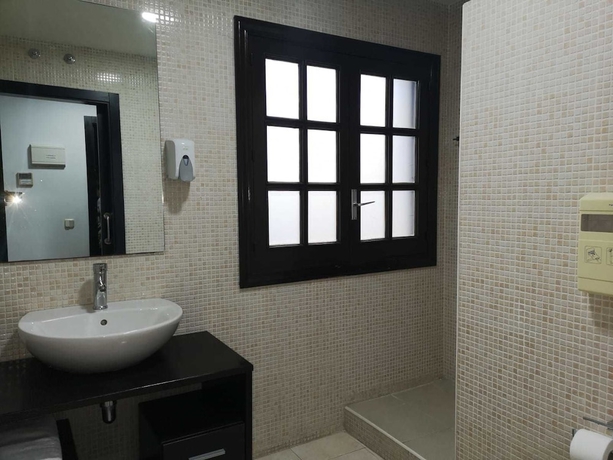 Imagen de la habitación del Hotel Hostal Asador Julian Brunete. Foto 10