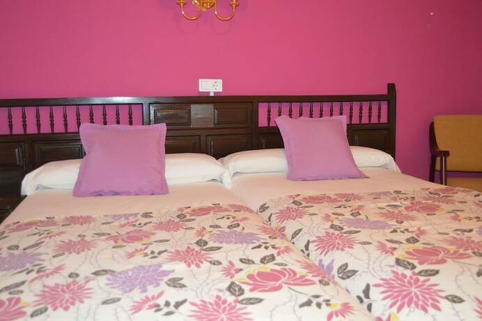 Imagen general del Hotel Hostal Avenida Cuenca. Foto 6