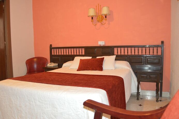 Imagen general del Hotel Hostal Avenida Cuenca. Foto 10