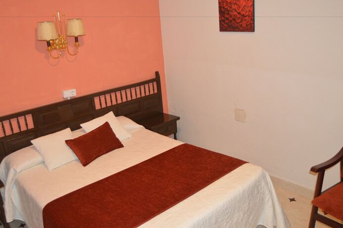 Imagen general del Hotel Hostal Avenida Cuenca. Foto 15
