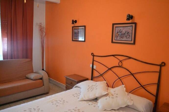 Imagen de la habitación del Hotel Hostal Avenida. Foto 18