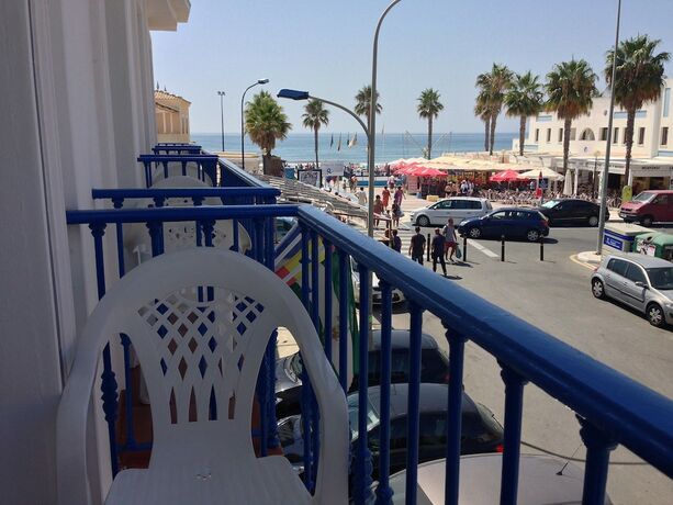 Imagen general del Hotel Hostal Azul. Foto 6