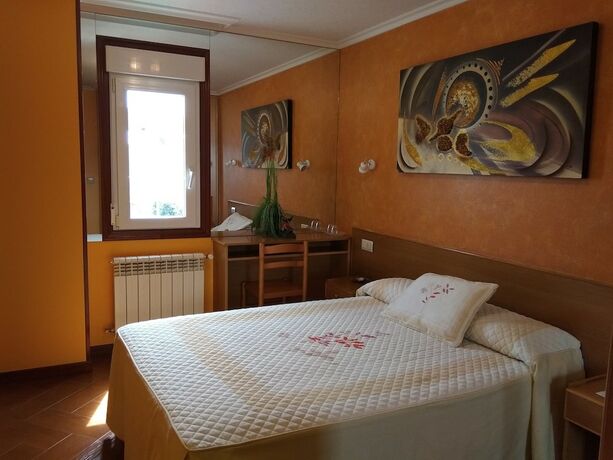 Imagen general del Hotel Hostal Bah&iacute;a. Foto 3