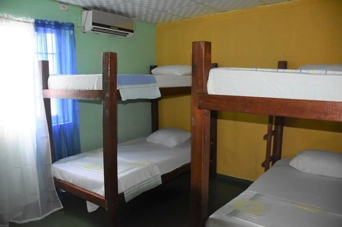 Imagen de la habitación del Hotel Hostal Bastimentos. Foto 15