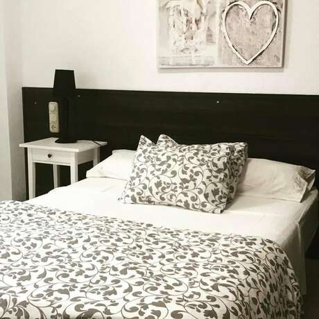 Imagen de la habitación del Hotel Hostal Berlin. Foto 17