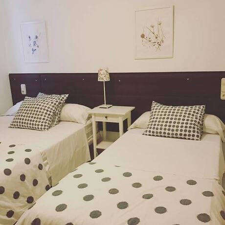 Imagen de la habitación del Hotel Hostal Berlin. Foto 19