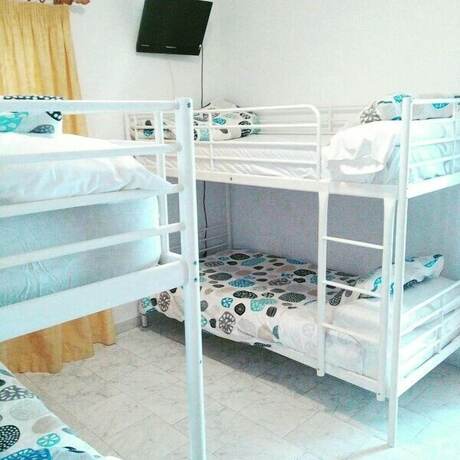 Imagen de la habitación del Hotel Hostal Berlin. Foto 20