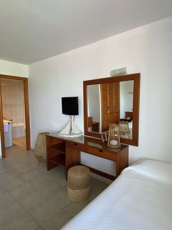 Imagen general del Hotel Hostal Blayet. Foto 7