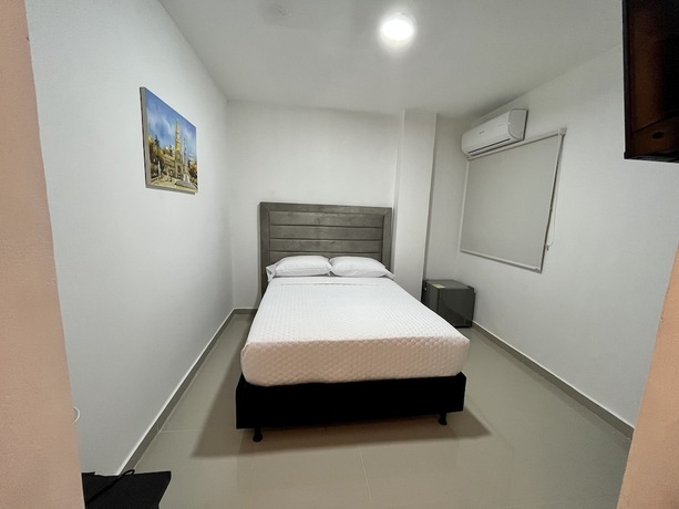 Imagen general del Hotel Hostal Boutique Casa Pere. Foto 11