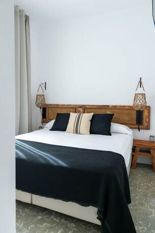 Imagen de la habitación del Hotel Hostal Boutique Es Menut. Foto 15