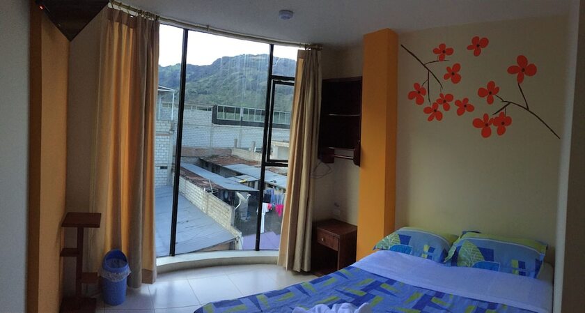 Imagen general del Hotel Hostal Bryana. Foto 10