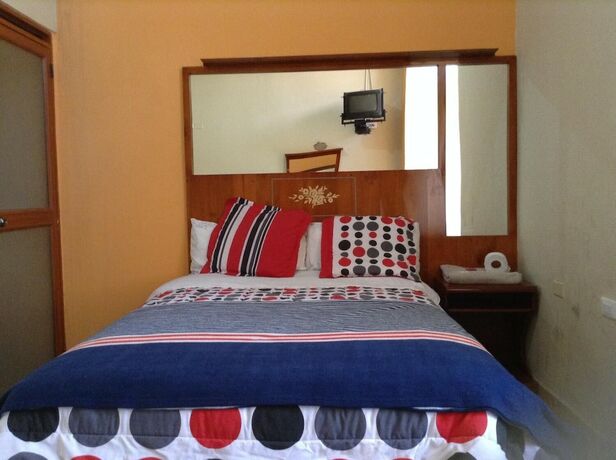 Imagen general del Hotel Hostal Buenos Aires. Foto 8