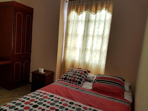Imagen general del Hotel Hostal Buenos Aires. Foto 18