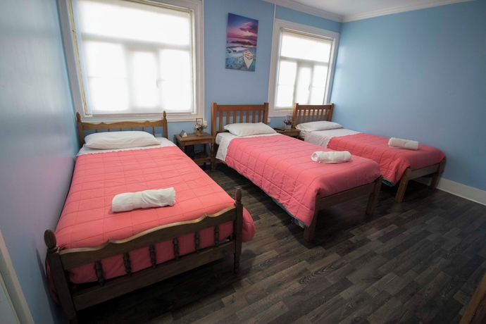Imagen de la habitación del Hotel Hostal Bulnes. Foto 9