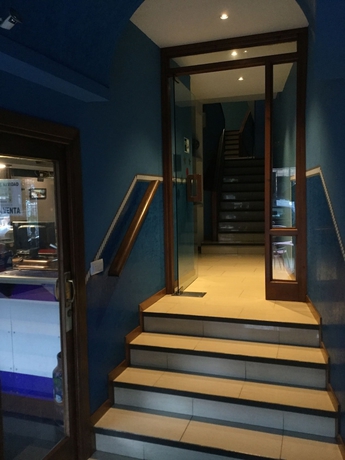 Imagen de los interiores del Hotel Hostal Café Español. Foto 19