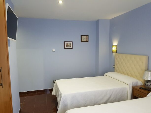 Imagen de la habitación del Hotel Hostal Camelot. Foto 14
