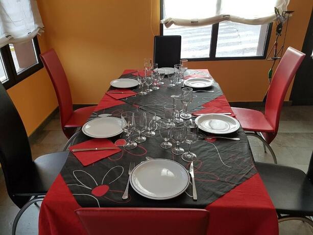 Imagen general del Hotel Hostal Camelot. Foto 3