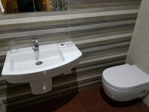 Imagen general del Hotel Hostal Camelot. Foto 5