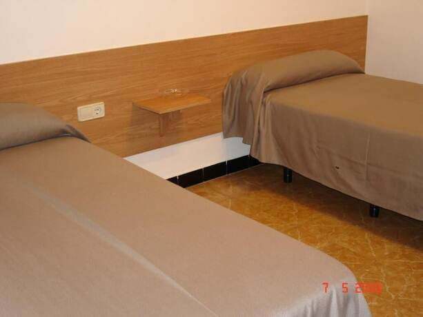 Imagen general del Hotel Hostal Can Blanco. Foto 9