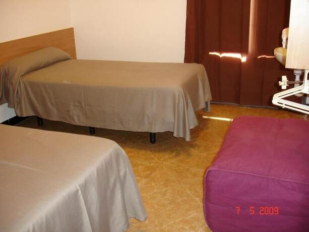 Imagen general del Hotel Hostal Can Blanco. Foto 17