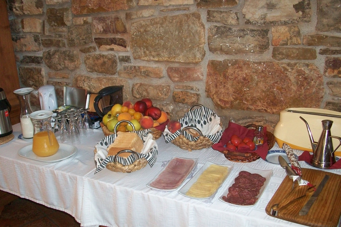 Imagen del bar/restaurante del Hotel Hostal Can Missè. Foto 3