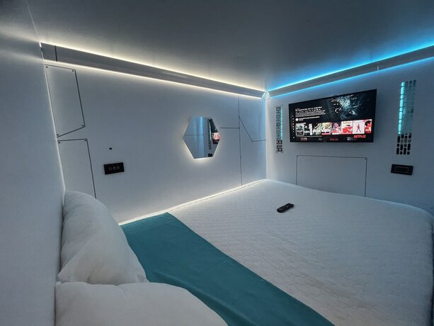 Imagen general del Hotel Hostal Caps Mall. Foto 3