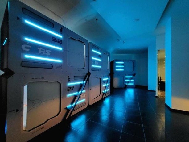Imagen de la habitación del Hotel Hostal Caps Mall. Foto 19