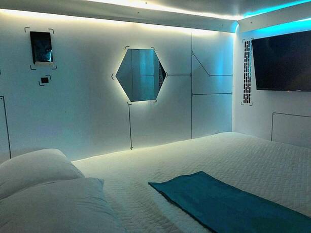 Imagen general del Hotel Hostal Caps Mall. Foto 15
