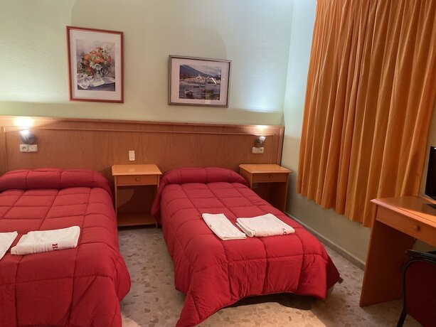 Imagen general del Hotel Hostal Carlos III. Foto 5