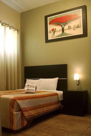 Imagen de la habitación del Hotel Hostal Carlos Tenaud. Foto 12