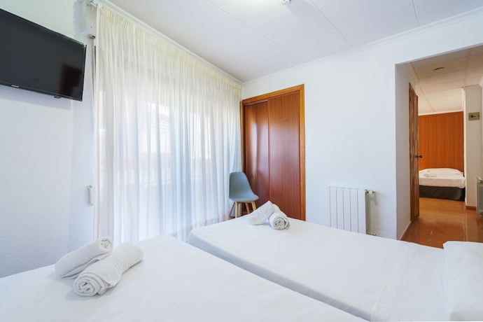 Imagen de la habitación del Hotel Hostal Casa Antonio by Vivere Stays. Foto 6