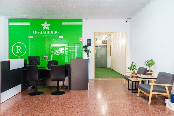 Imagen de los interiores del Hotel Hostal Casa Antonio by Vivere Stays. Foto 16
