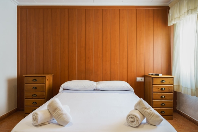 Imagen de la habitación del Hotel Hostal Casa Antonio by Vivere Stays. Foto 8